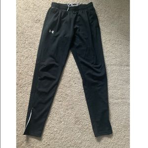 women’s tight fitted athletic pants